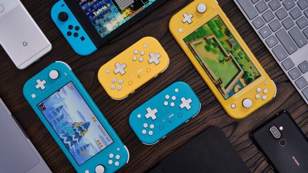8BitDo – Nintendo Switch Lite controllers