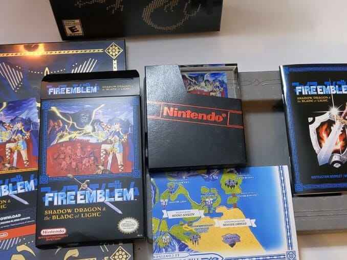 Nieuws - Fire Emblem: Shadow Dragon & The Blade Of Light’s Anniversary Edition Bundle unboxing