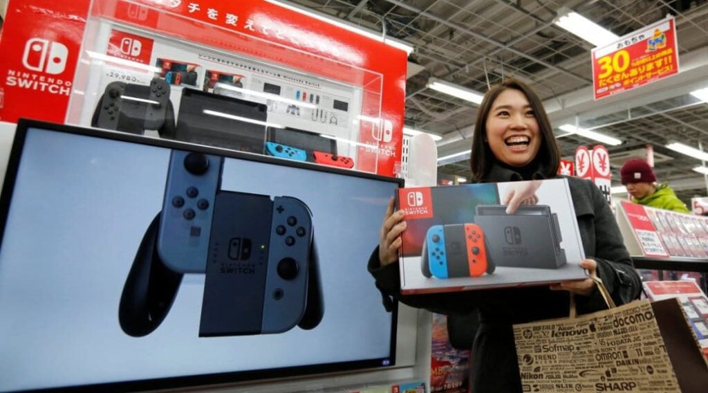 Nintendo Japan promoot de Nintendo Switch voor de feestdagen