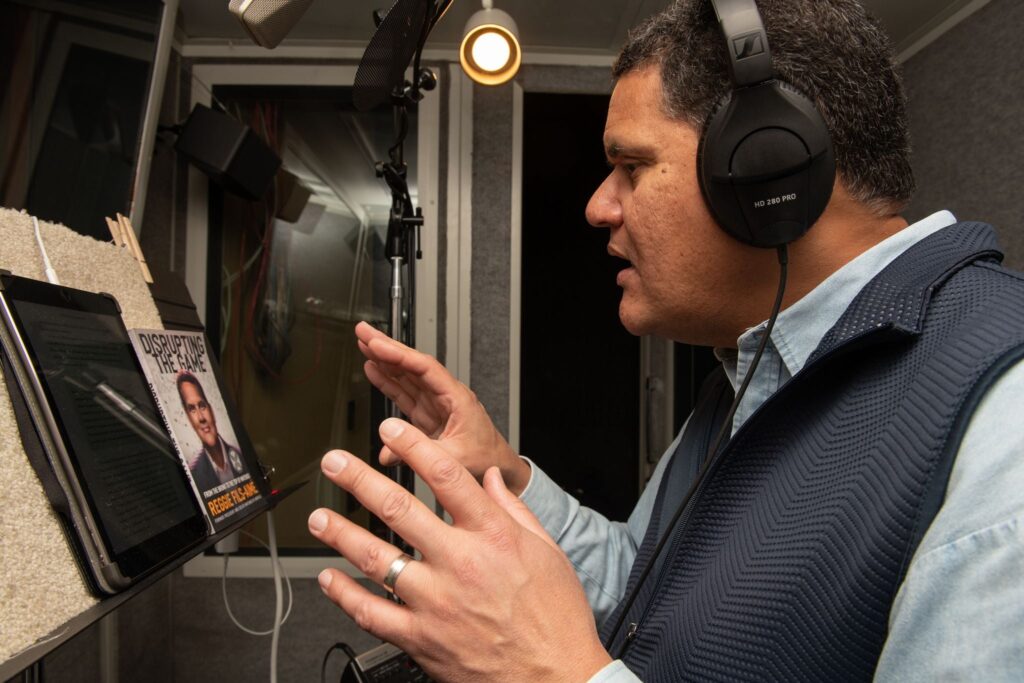 Reggie Fils-Aimé spreekt audioboekversie van Disrupting the Game in