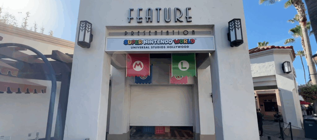 Universal Studios Hollywood – Super Nintendo World Store